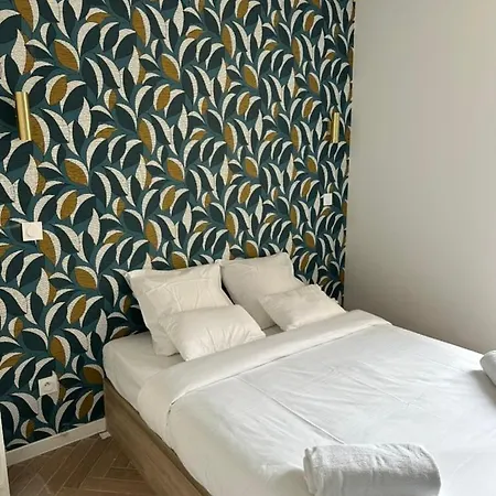 Moon 41 - 4p Apartment *